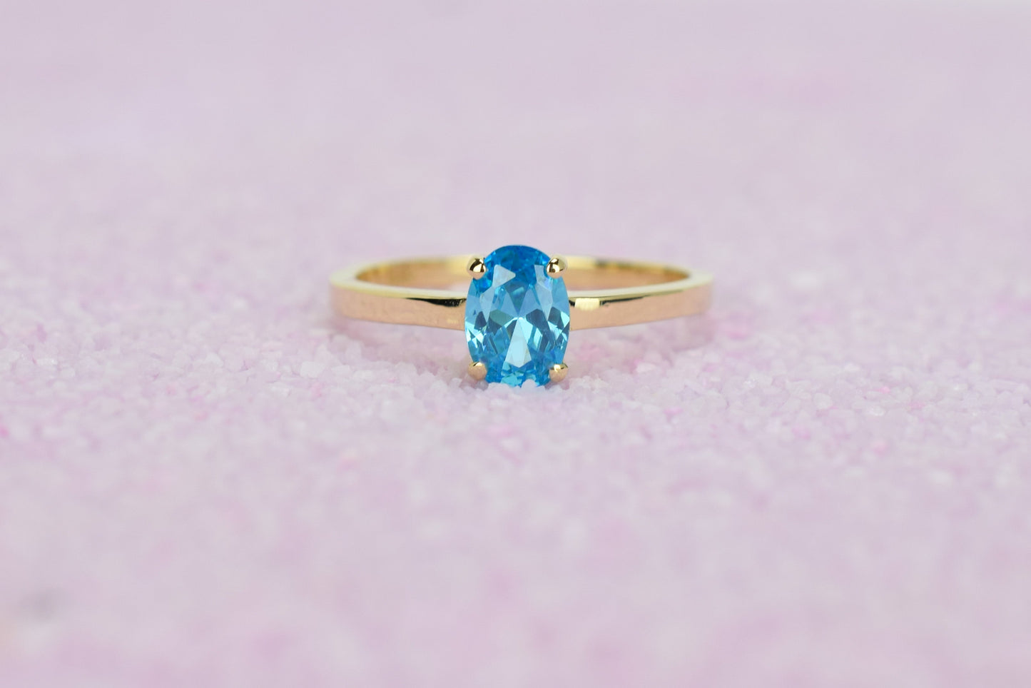 14k swarovski topaas ring, swarovski blauwe ring, 14k gouden ring, geboortesteen ring, 14k ovale topaas ring, natuurlijke topaas ring