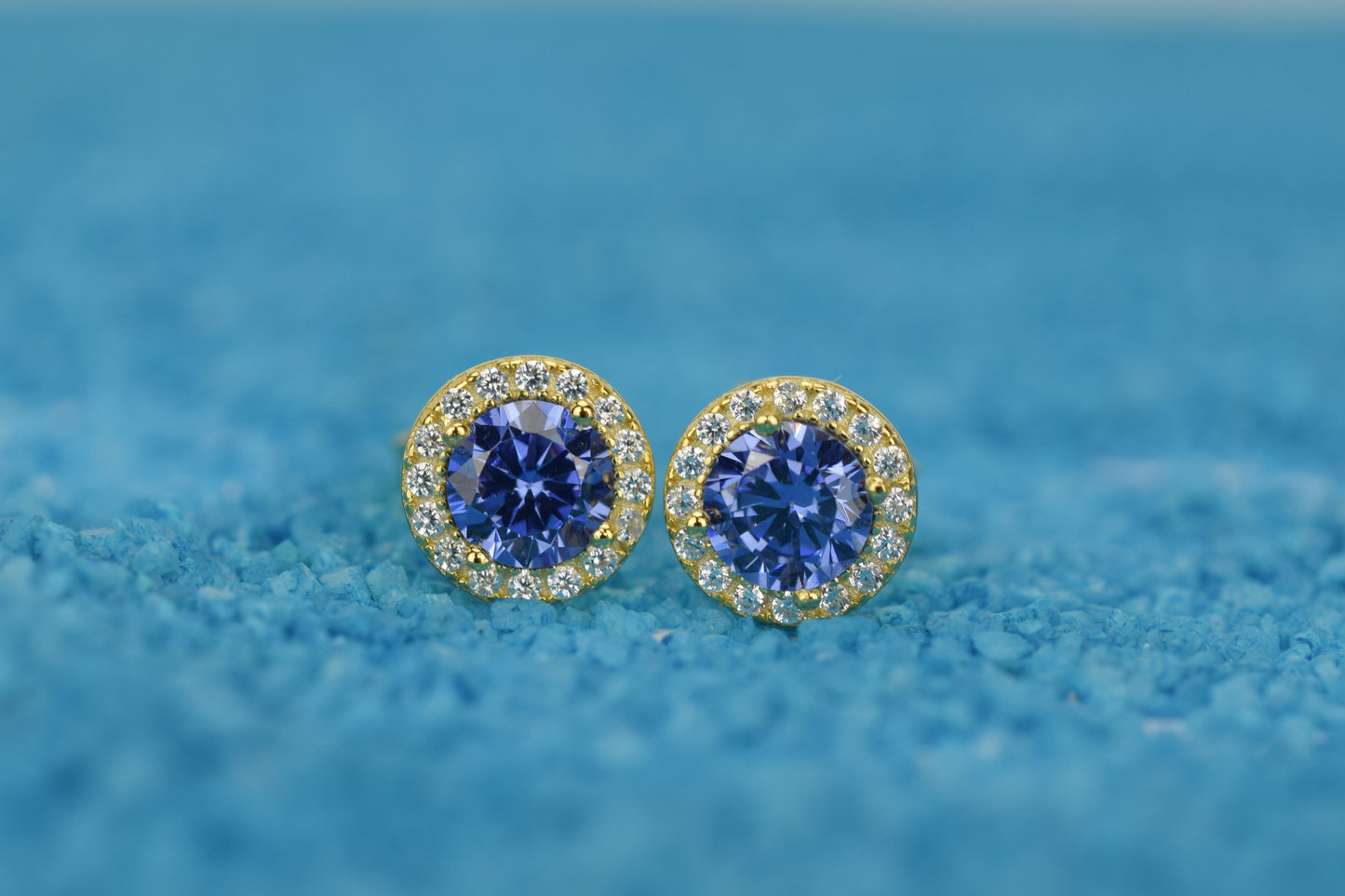 Tanaziet oorbellen, blauwe tanaziet oorknoppen, gouden tanaziet oorknoppen, oorbellen birthstone, geboortestenen oorbellen, blauwe oorbellen, blauwe oorbellen tanaziet, paarse oorbellen, violette oorbellen, roze gouden oorbellen blauw, zilveren birthstone sieraden