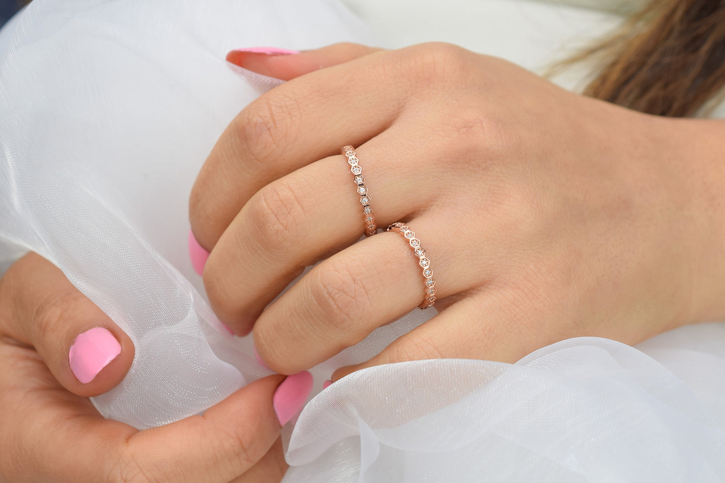 gouden honingraat aanschuifring, aanschuifring rosegoud, gouden ring honey, unieke ring, stapelring zilver, rosegoud aanschuifring