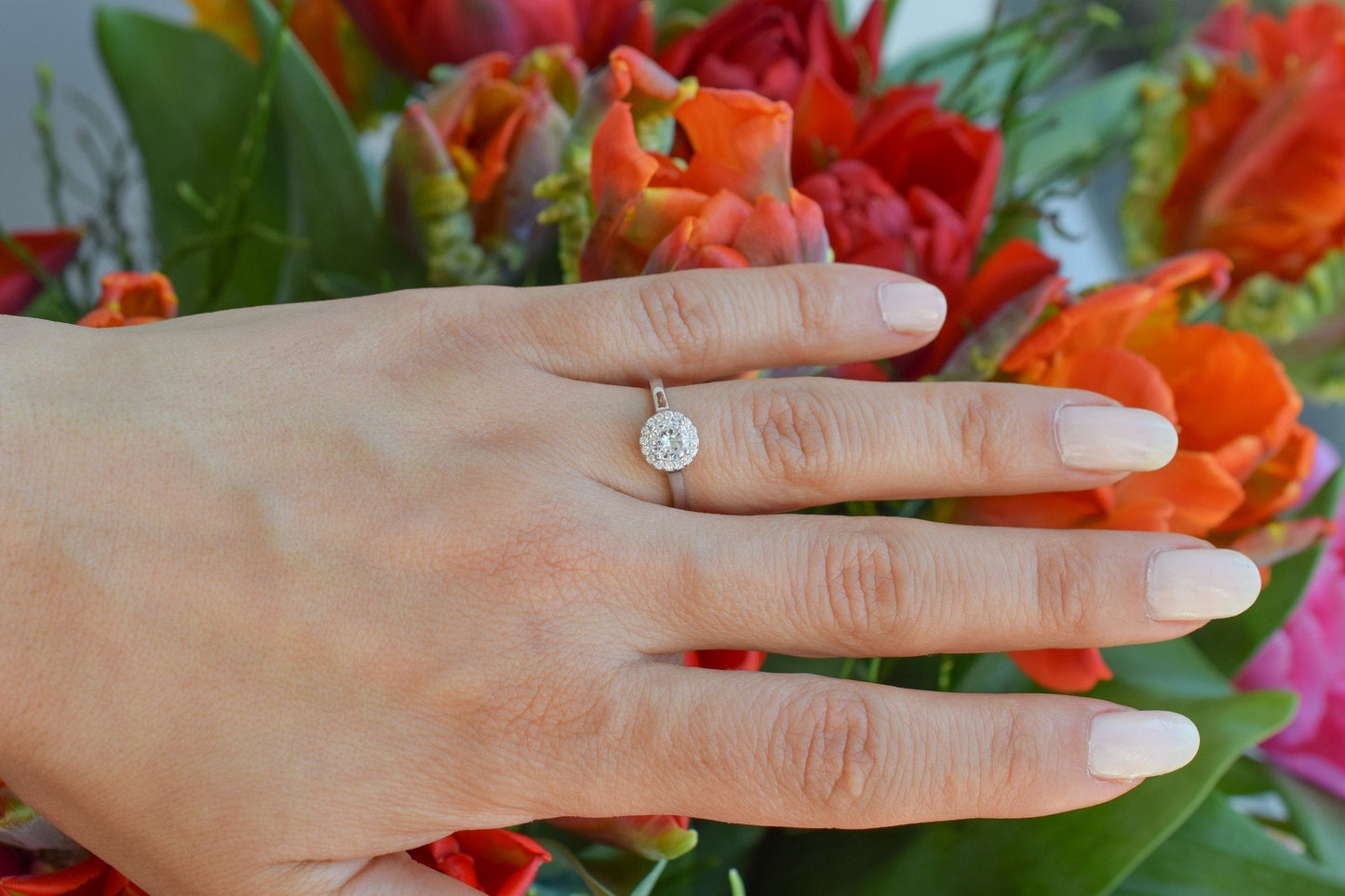 halo gouden ring, 18k goud, verlovingsring, ronde ring, gouden ronde ring, stapel ring, bruidsring