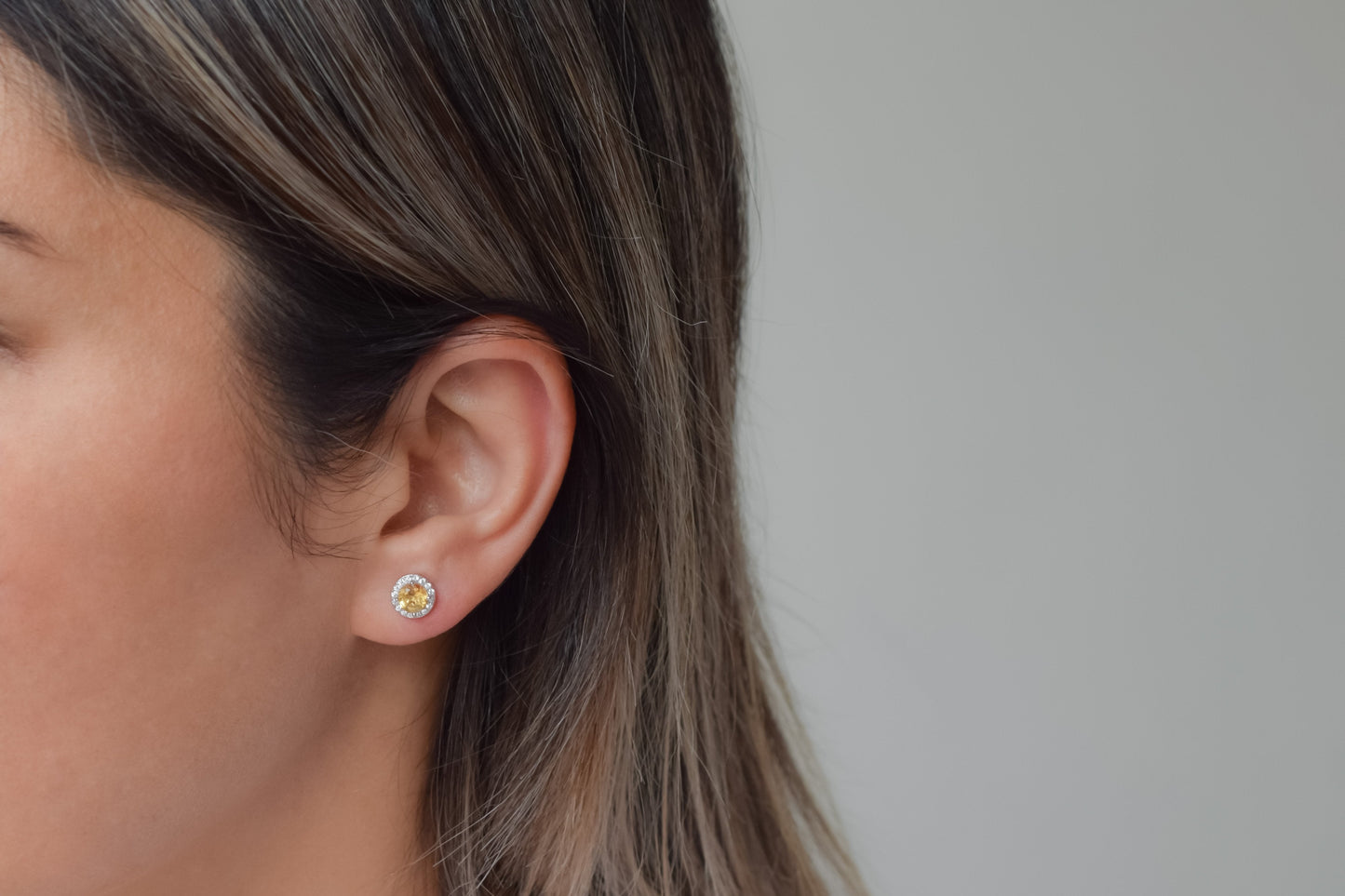 Citrien oorbellen, natuurlijke citrien oorbellen, oorbellen rond, dames gouden oorbellen, oranje oorbellen zilver, zilveren oranje ronde oorbellen, geboortesteen oorbellen, oorknoppen citrien, birthstone oorbellen, geboortesteen sieraden