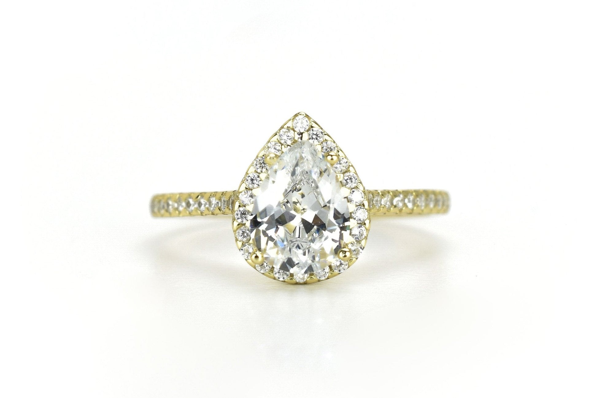 Peervormige ring met stenen, rose ring met stenen, peer ring rosegoud, verlovingsring dames, ring peervormige steen, druppelvormige ring met steen, trouwring goud