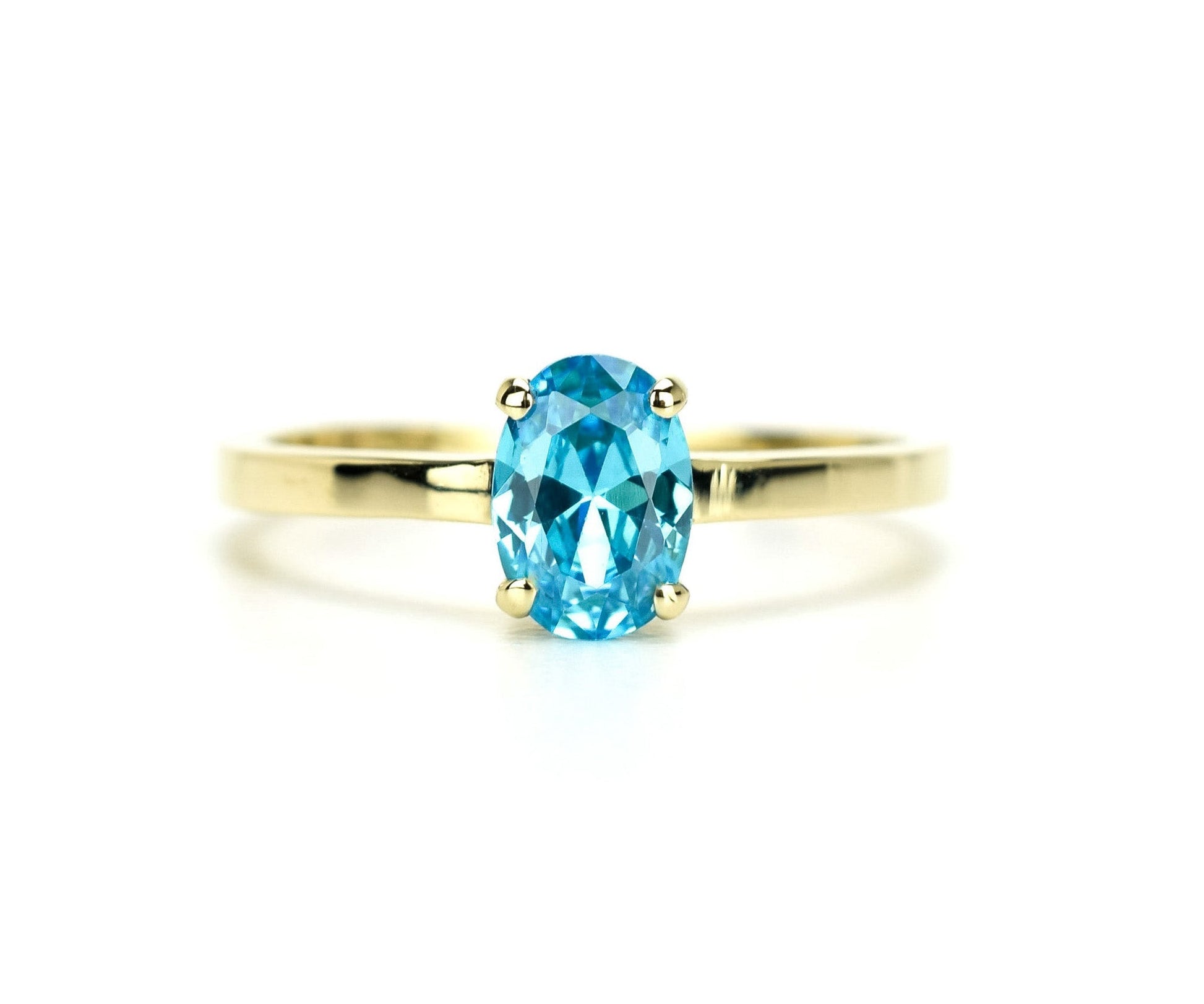 14k swarovski topaas ring, swarovski blauwe ring, 14k gouden ring, geboortesteen ring, 14k ovale topaas ring, natuurlijke topaas ring, birthstone ringen, geboortesteen ring, topaas ring goud, ovaal geslepen ring, 14k solitaire ring
