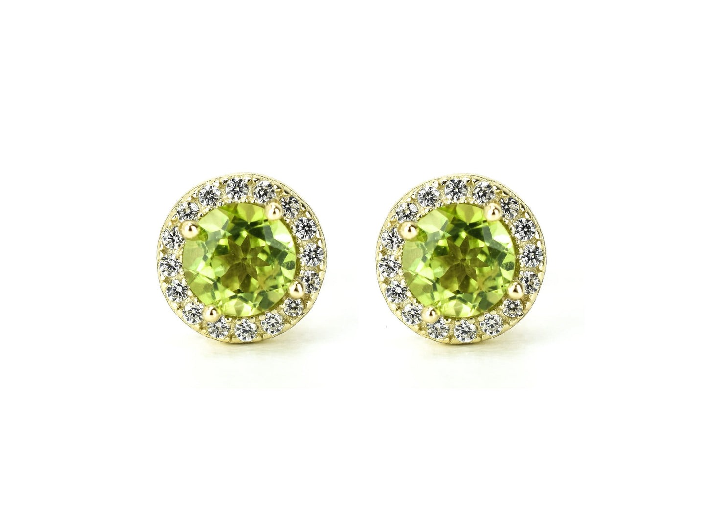 gouden peridoot soorbellen, oorknoppen peridot, groene stenen oorbellen, oorbellen met groene stenen, ooknoppen met licht groene stenen, halo peridoot oorbellen, zilveren peridoot oorbellen, zilveren groenen oorbellen, peridoot sieraden, geboortesteen peridoot, natuurlijke stenen peridoot, birthstone peridoot oorbellen