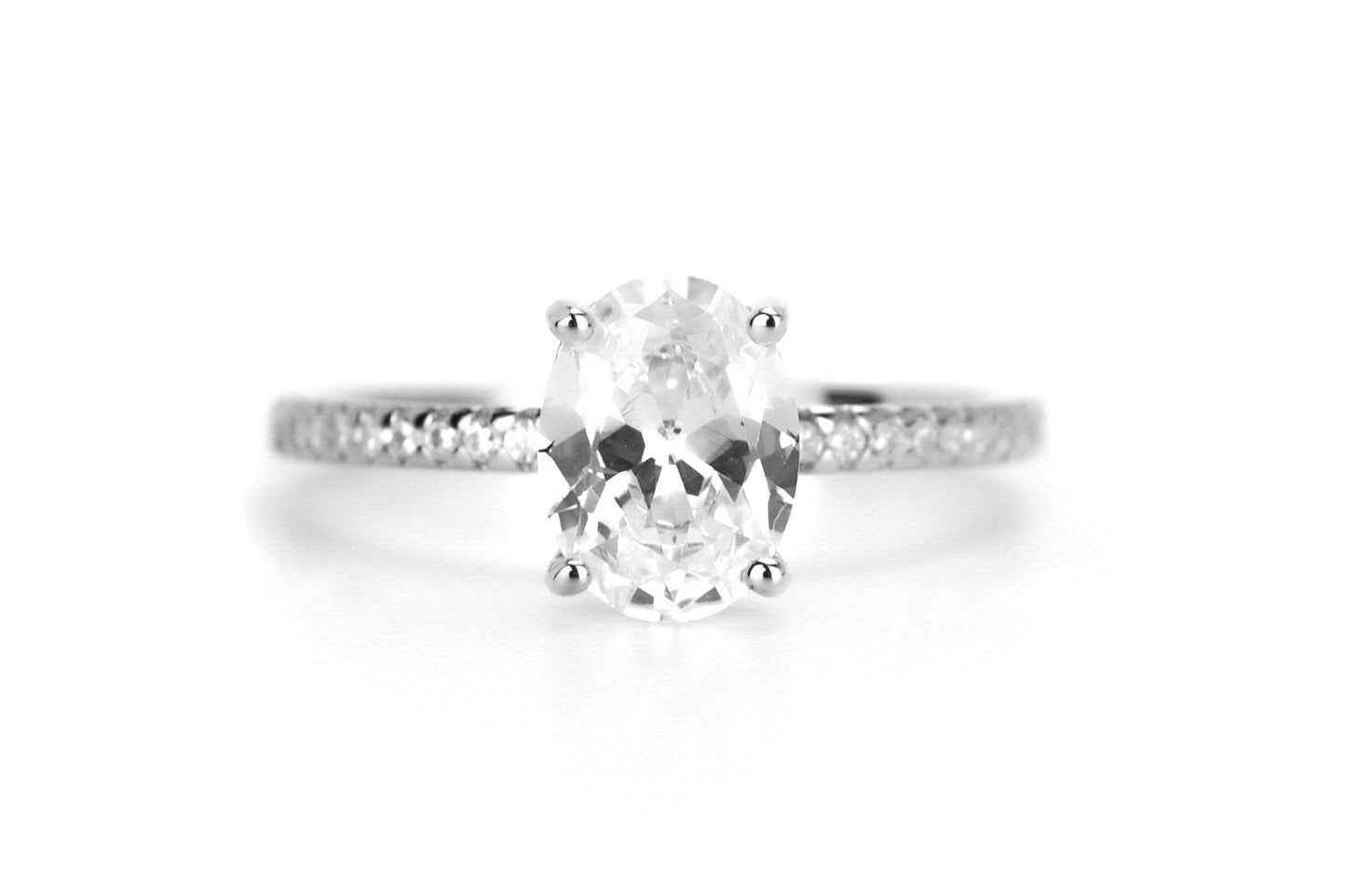 Rose ovale ring, ovaal geslepen ring, verlovingsring ose goud, rosegouden ring, ring met steen, zilveren ovale ring, ovale gouden ring, ring ovaal zilver, solitaire ring ovaal