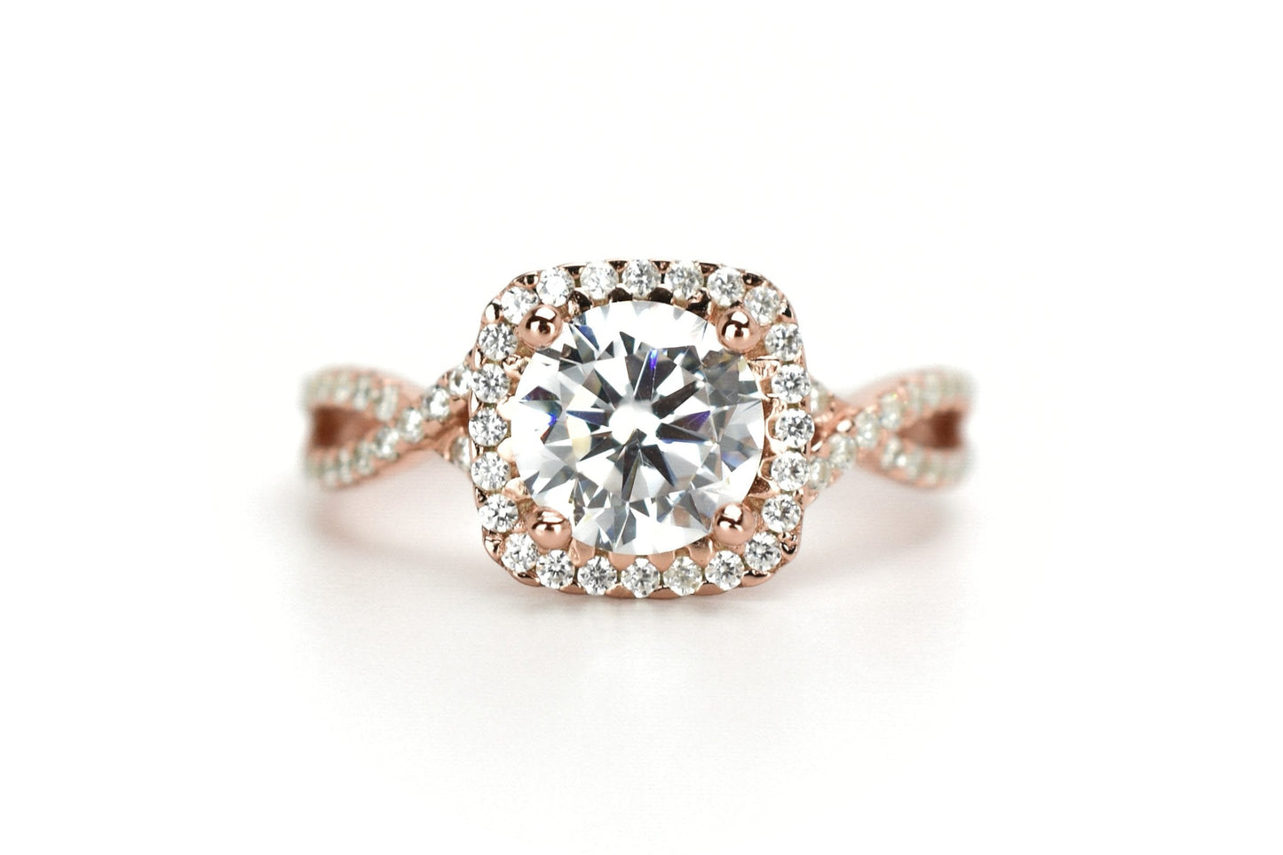 gouden ring, viekante gouden ringm infinity ring, verlovingsring, bemyjewels, vierkante grote steen ring, twisted ring goud, unieke verlovingsring, vierkante zilveren ring, ring met vierkante steen, ring met dubbele band, ring met stenen rosegoud, ring met stenen zilver