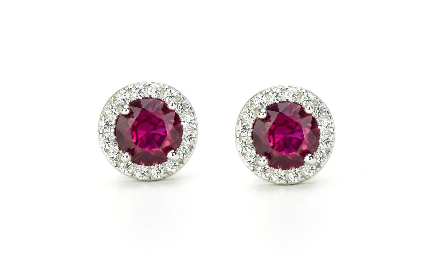 gouden robijn oorbellen, oorbellen robij, 18k gouden robijn oorsieraden, oorbellen ruby, ruby gold oorbellen, birthstone oorbellen, geboortesteen oorbellen, rode oorbellen, ronde oorbellen, gouden ruby oorknoppen, sieraden, gouden sieraden, zilveren rode oorbellen