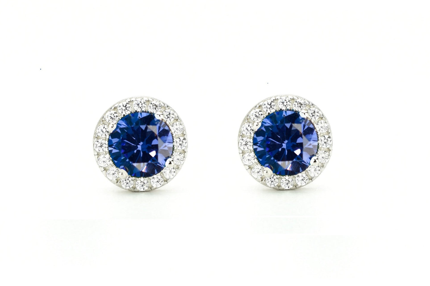 Tanaziet oorbellen, blauwe tanaziet oorknoppen, gouden tanaziet oorknoppen, oorbellen birthstone, geboortestenen oorbellen, blauwe oorbellen, blauwe oorbellen tanaziet, paarse oorbellen, violette oorbellen, roze gouden oorbellen blauw, zilveren birthstone sieraden