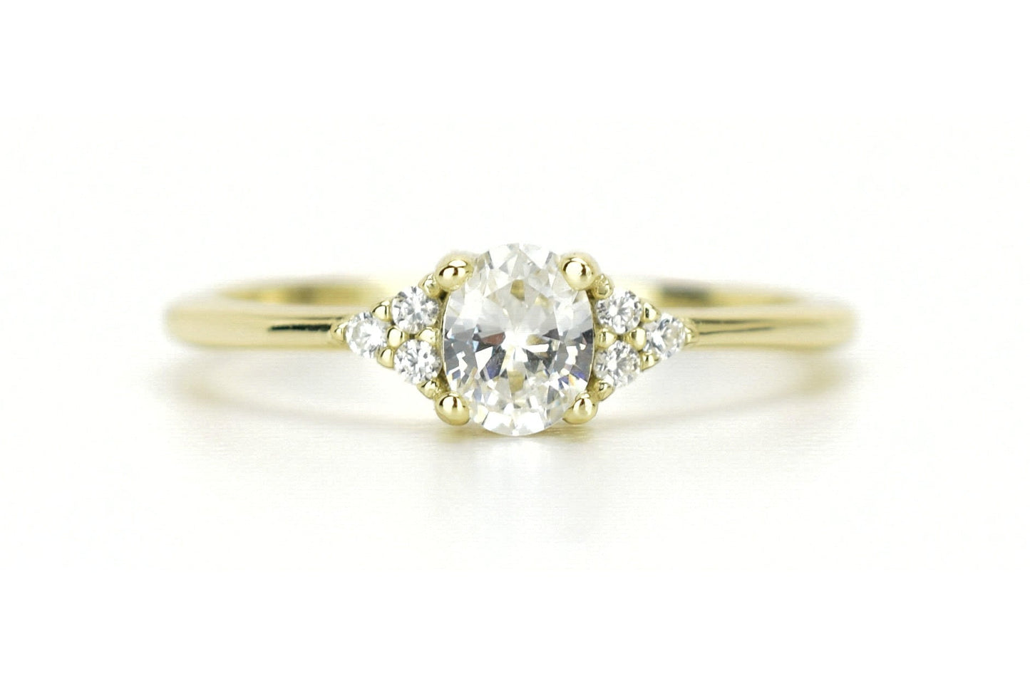 prinses ring, alexia ring, gouden ring, verlovingsring, zilveren ring met stenen, ovale ring, relatiering zilver, zilveren dames ring, rosegouden ring, 925 zilveren ring met stenen