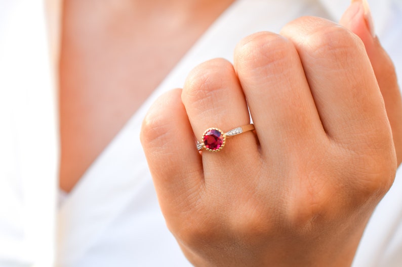14K Goud June Diamant Ring